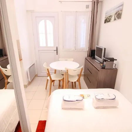 Luckey Homes - Rue Descombes Apartment Paris